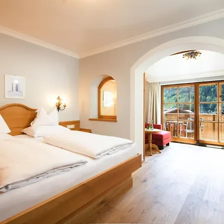 Hotel Roemerhof 4*